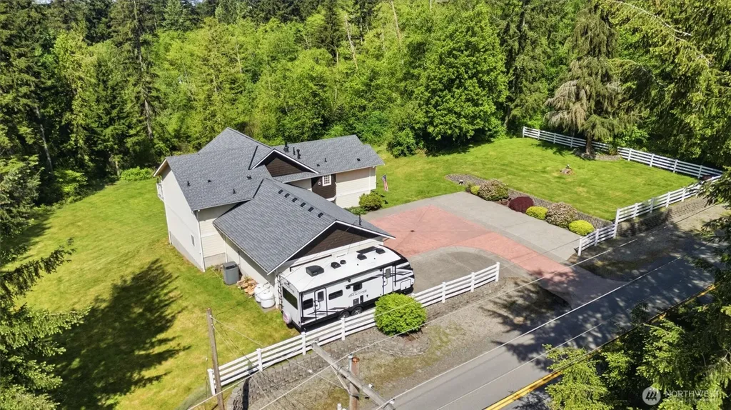 19310 95th Avenue NE Arlington WA 98223
