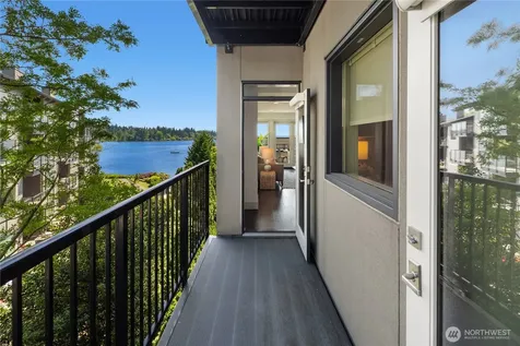 9123 NE Juanita Drive Kirkland WA 98034