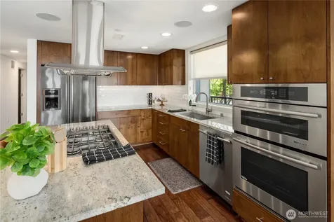 9123 NE Juanita Drive Kirkland WA 98034