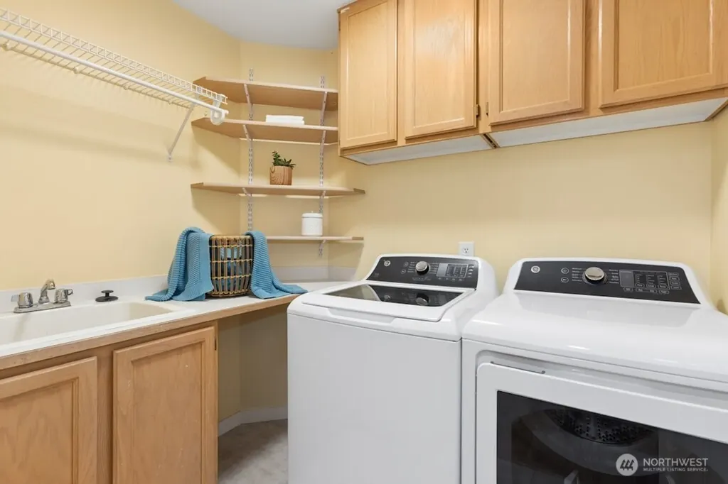 33045 NE 43rd Place Carnation WA 98014
