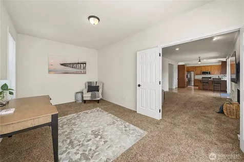6908 83rd Street Ct E Puyallup WA 98371