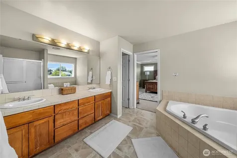 6908 83rd Street Ct E Puyallup WA 98371