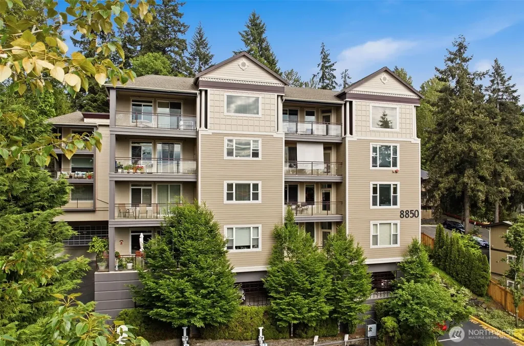 8850 Redmond Woodinville Road NE Redmond WA 98052