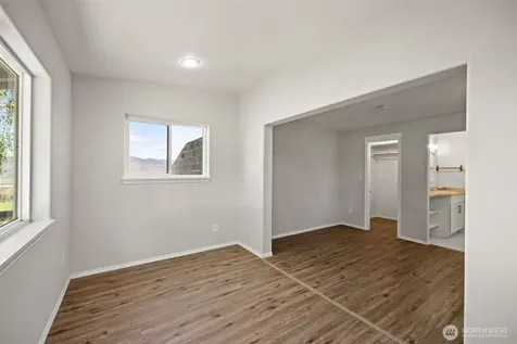 40831 Miles Creston Drive Davenport WA 99122