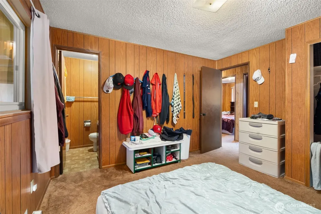 1334 Larch Street Raymond WA 98577