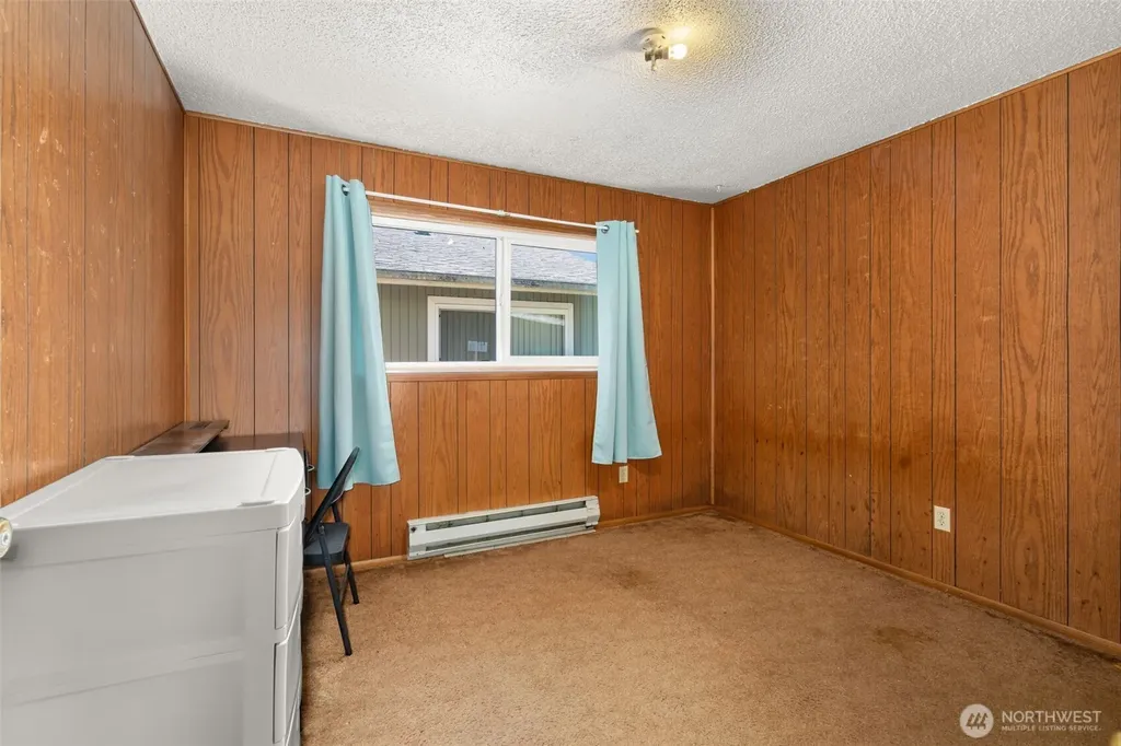 1334 Larch Street Raymond WA 98577