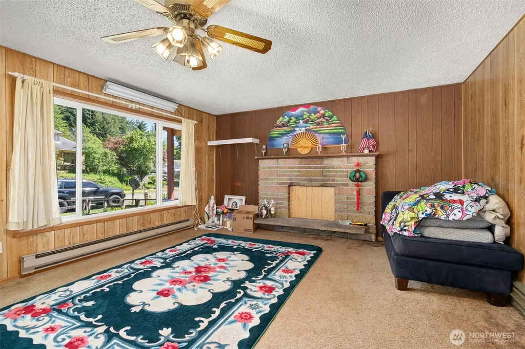 1334 Larch Street Raymond WA 98577