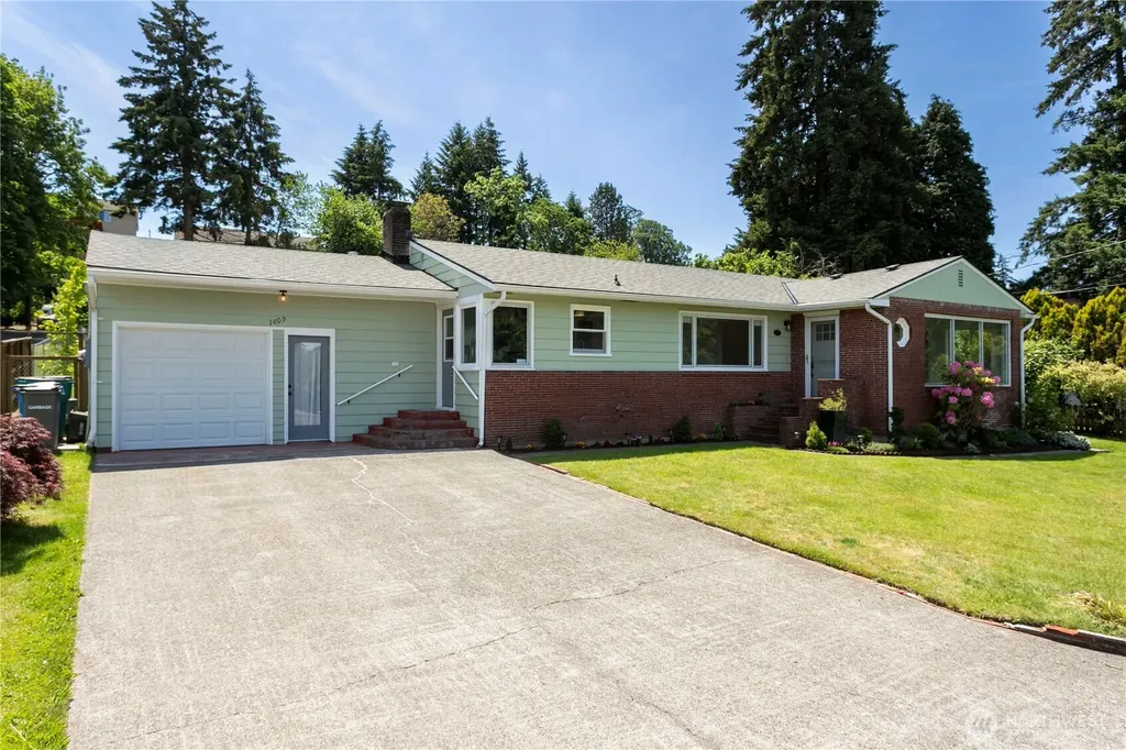 1609 NE 72nd Street Vancouver WA 98665