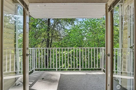 2660 118th Avenue SE Bellevue WA 98005