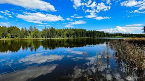 196 Davies Road Oroville WA 98844