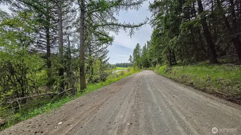 196 Davies Road Oroville WA 98844