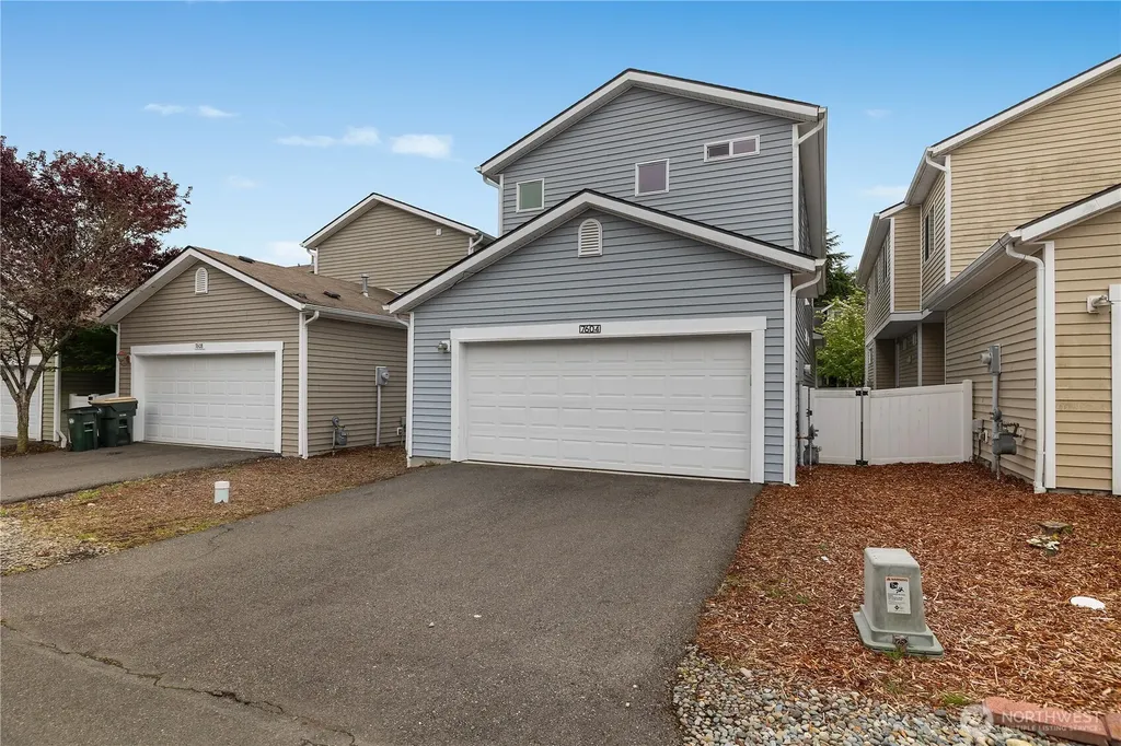 7604 Traditions Avenue NE Lacey WA 98516