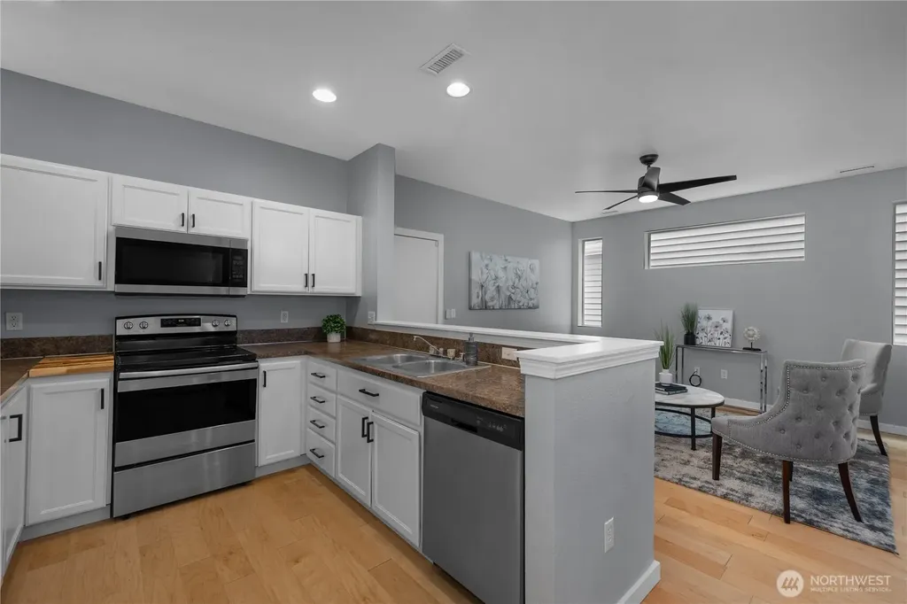 7604 Traditions Avenue NE Lacey WA 98516