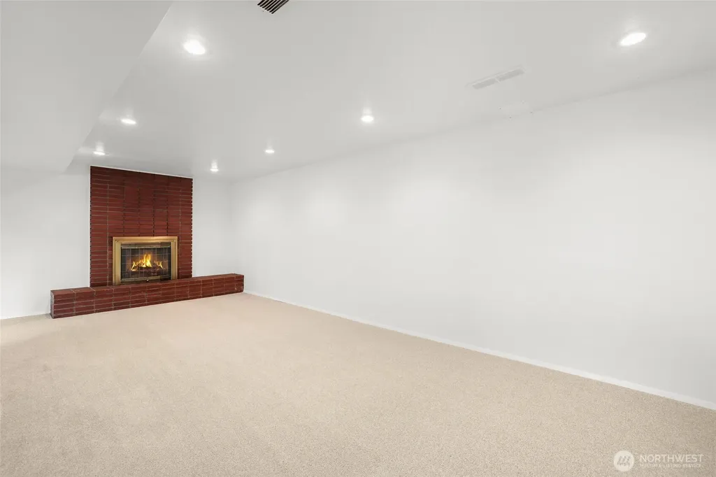 2402 Union Avenue NE Renton WA 98059
