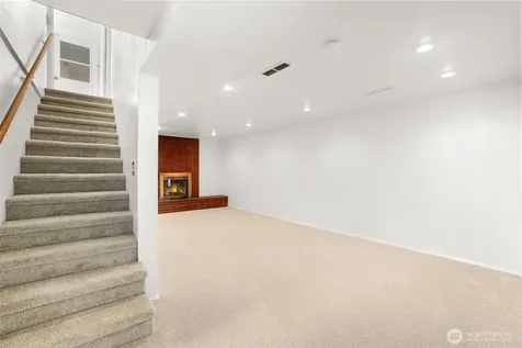 2402 Union Avenue NE Renton WA 98059