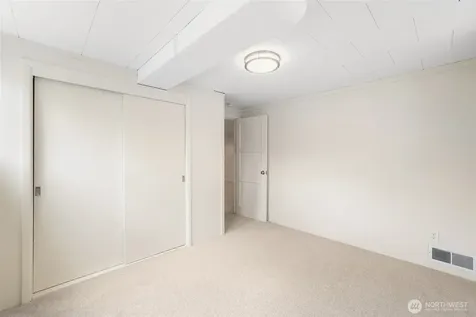 2402 Union Avenue NE Renton WA 98059