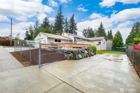 2402 Union Avenue NE Renton WA 98059