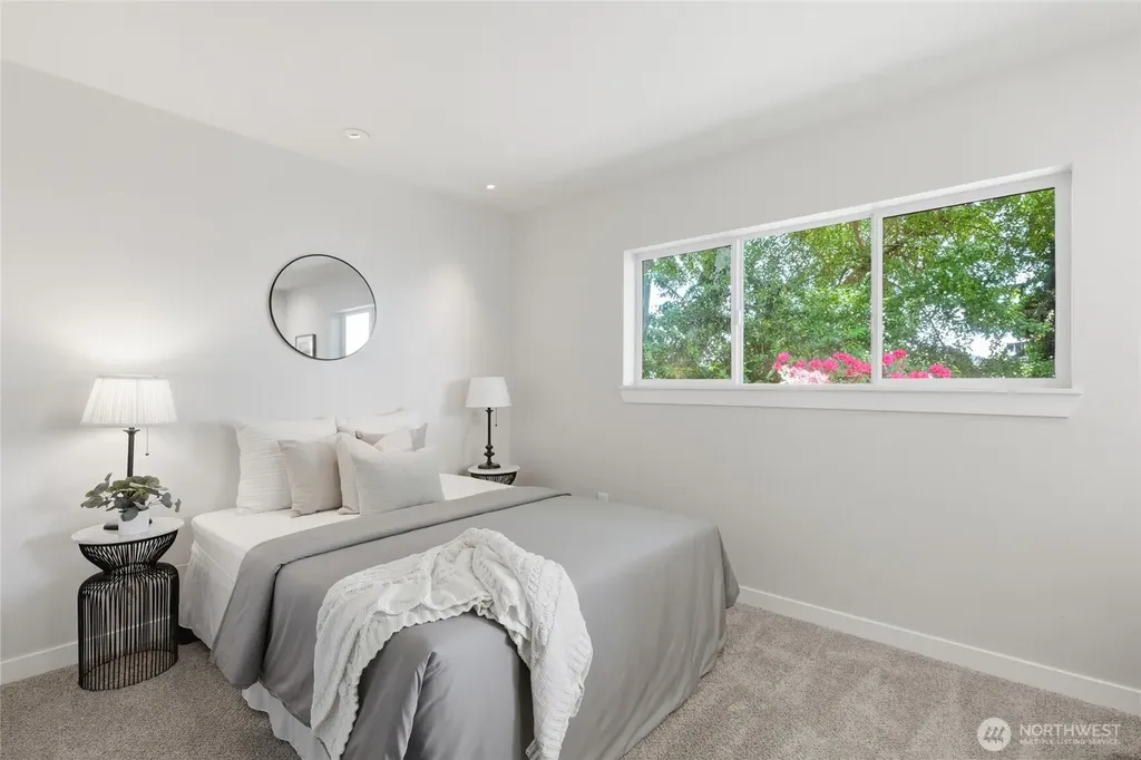 2830 23rd Avenue W Seattle WA 98199