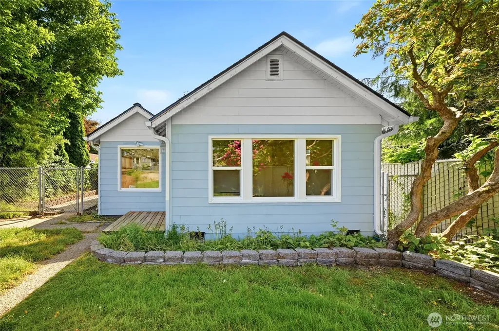 10330 Stone Avenue N Seattle WA 98133