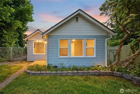 10330 Stone Avenue N Seattle WA 98133
