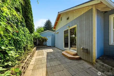 10330 Stone Avenue N Seattle WA 98133