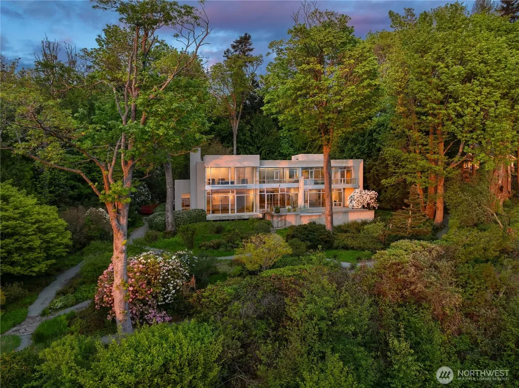 22200 Chinook Road Woodway WA 98020