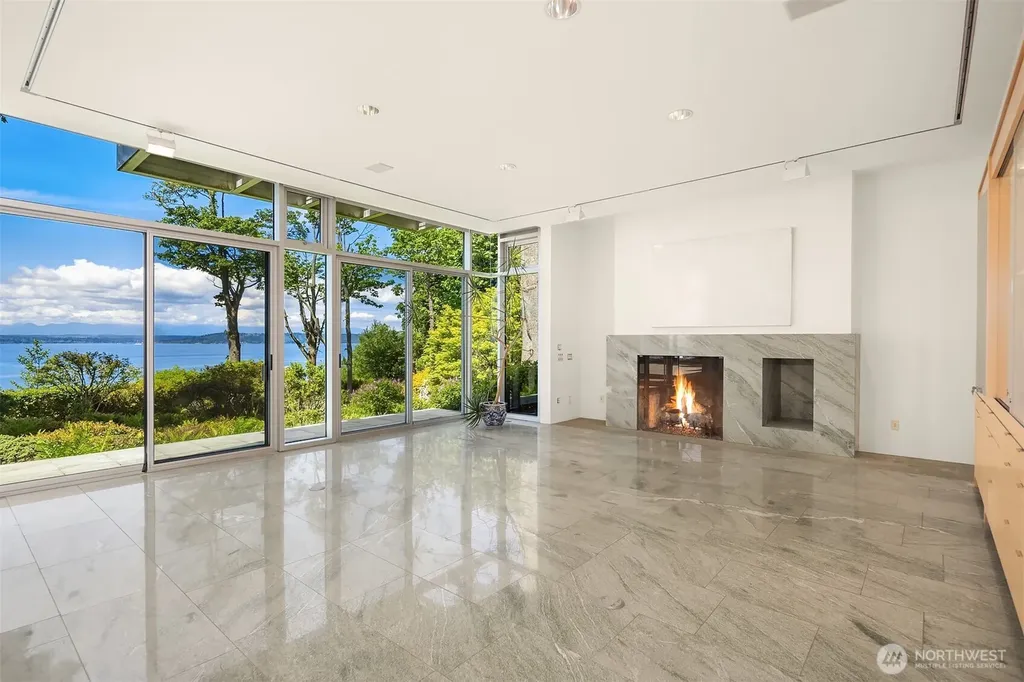 22200 Chinook Road Woodway WA 98020