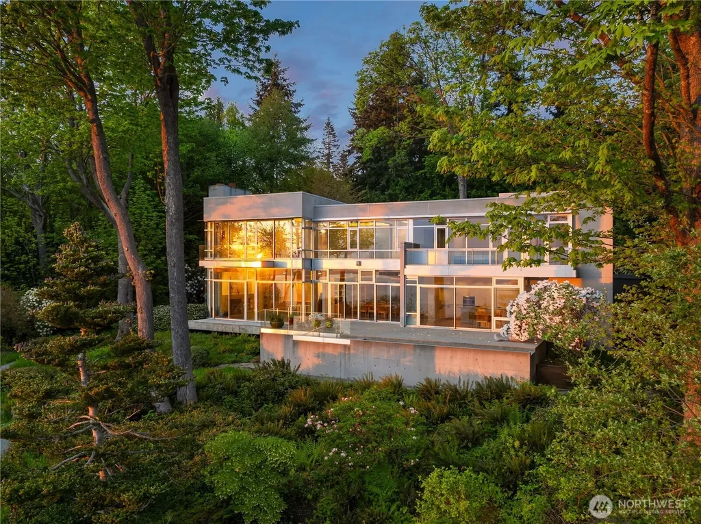 22200 Chinook Road Woodway WA 98020