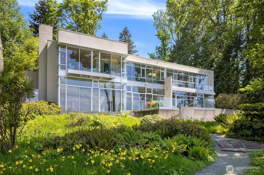 22200 Chinook Road Woodway WA 98020