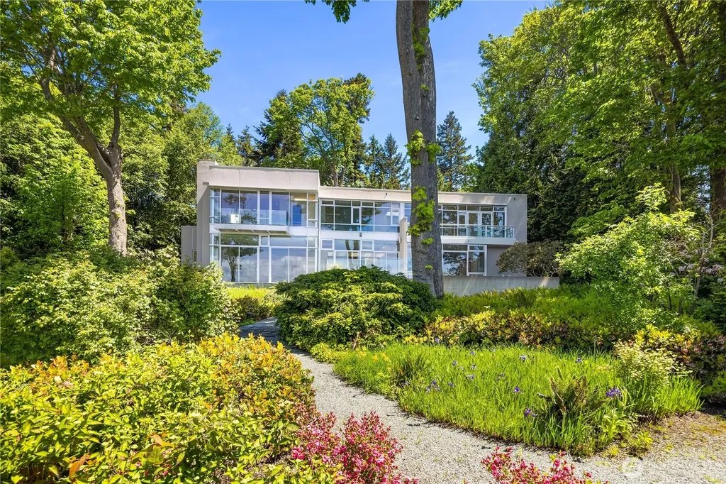 22200 Chinook Road Woodway WA 98020