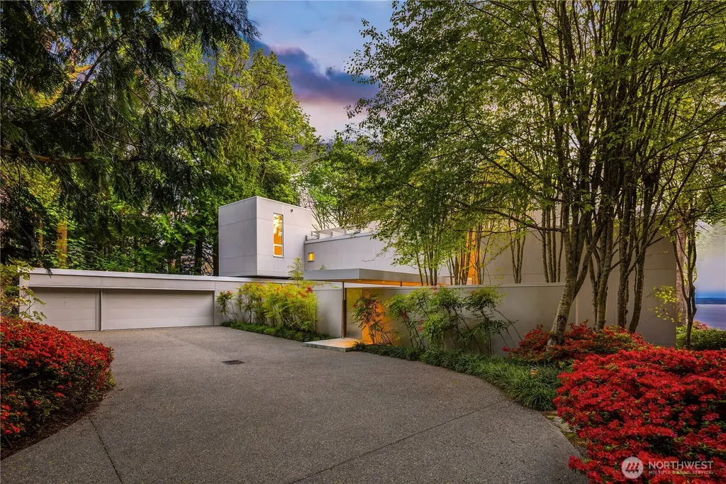 22200 Chinook Road Woodway WA 98020