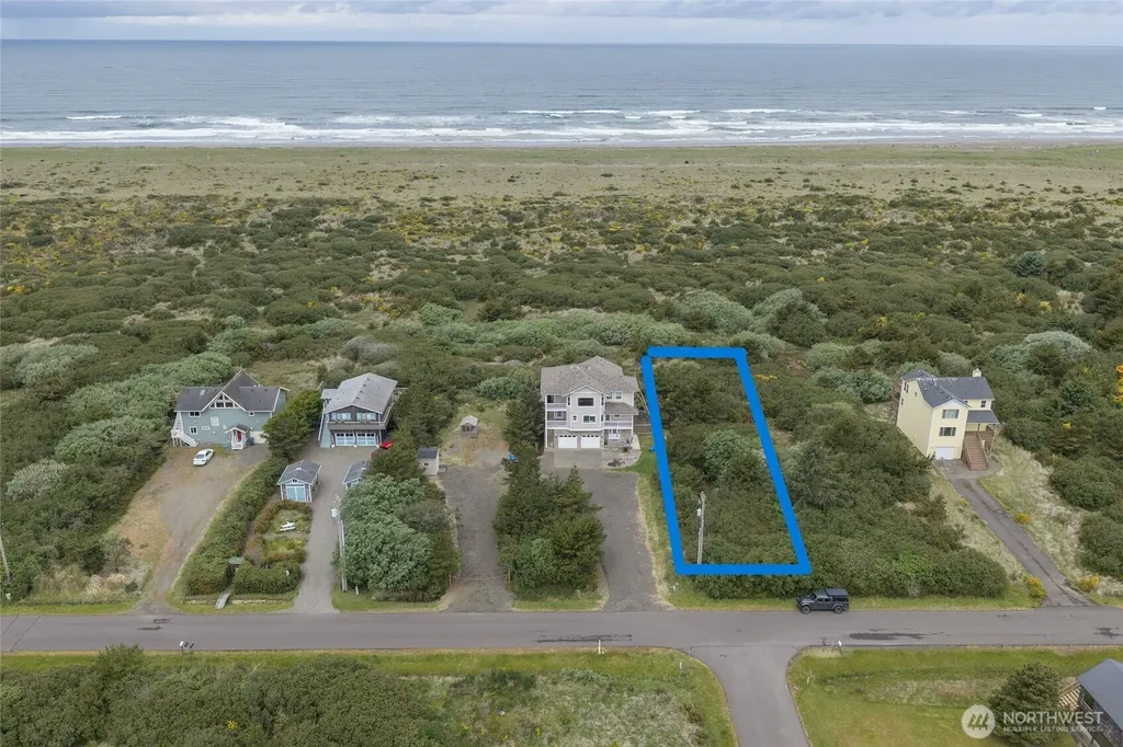763 S Sand Dune Avenue SW Ocean Shores WA 98569
