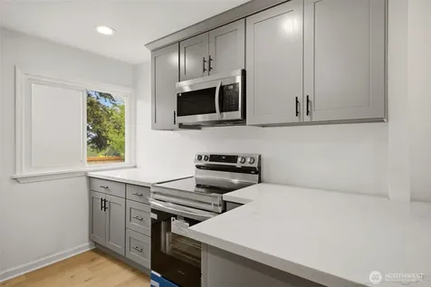 2604 S 122nd Street Seattle WA 98168