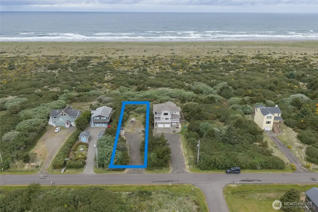 773 S Sand Dune Avenue SW Ocean Shores WA 98569