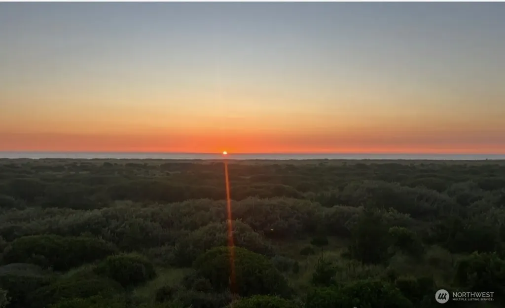 769 S Sand Dune Avenue SW Ocean Shores WA 98569