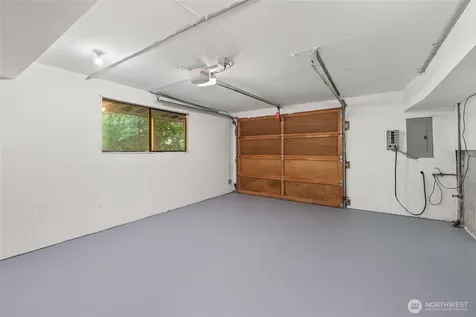 520 176th Lane NE Bellevue WA 98008