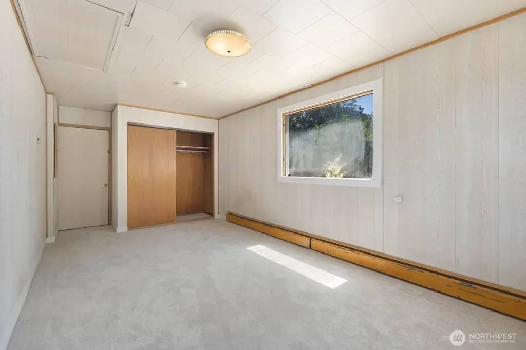 31 Crescent Cir SW Lakewood WA 98499
