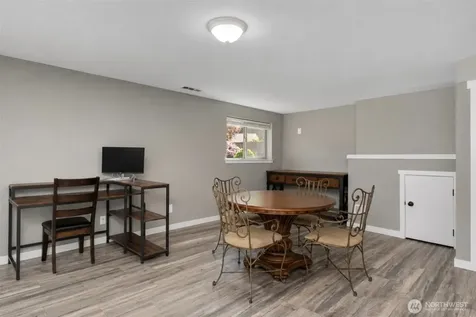 11719 8th Street E Edgewood WA 98372