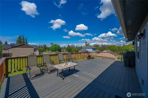 11719 8th Street E Edgewood WA 98372
