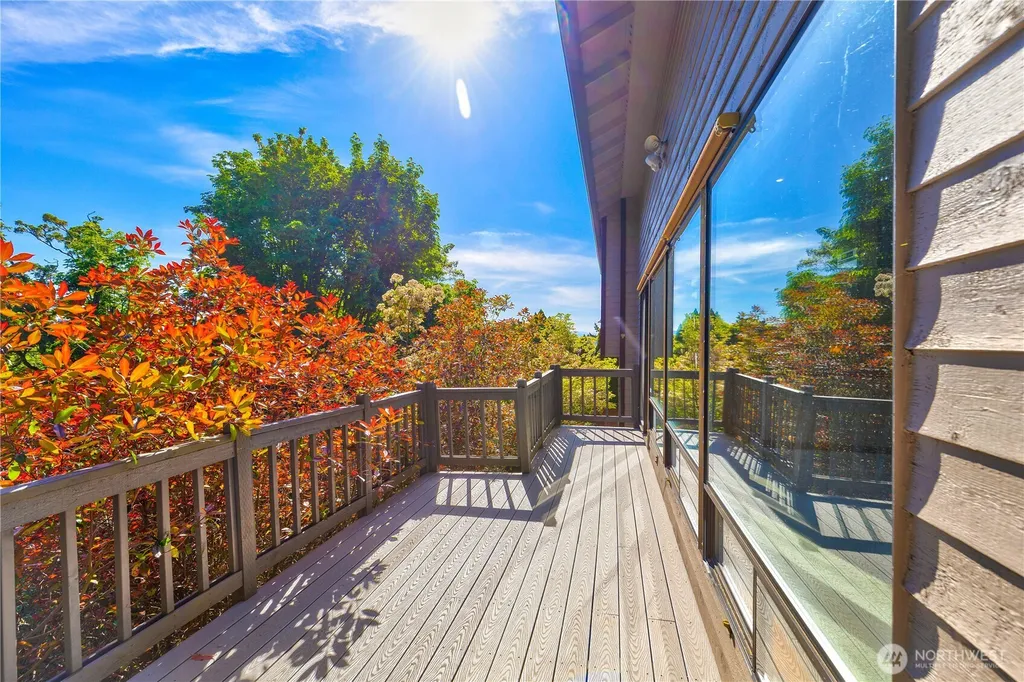 6116 Chennault Beach Drive Mukilteo WA 98275