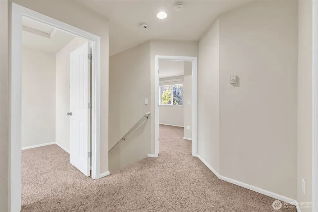 6048 Park Street E Fife WA 98424