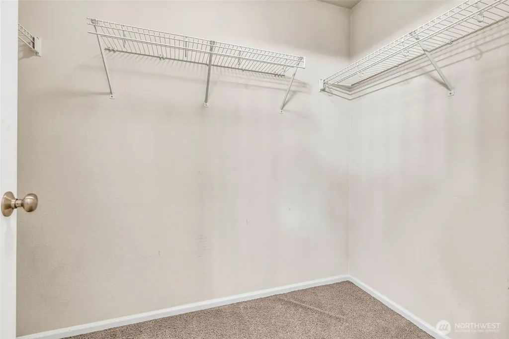 6048 Park Street E Fife WA 98424