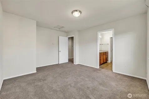 6048 Park Street E Fife WA 98424