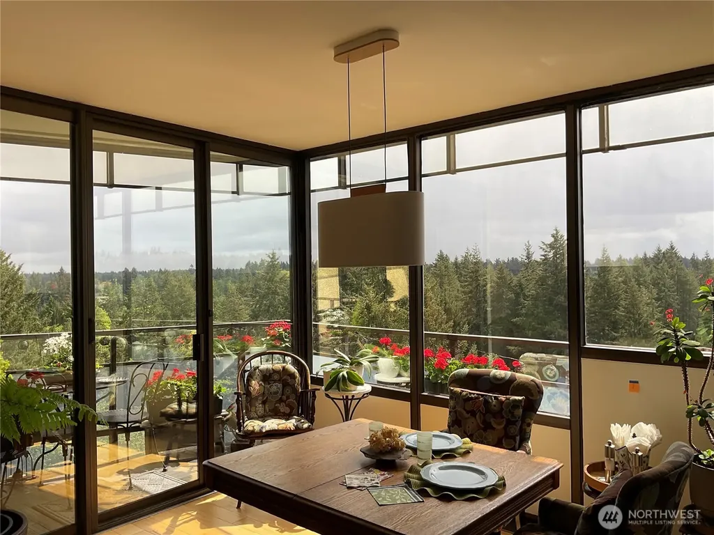 1910 Evergreen Park Drive SW Olympia WA 98502