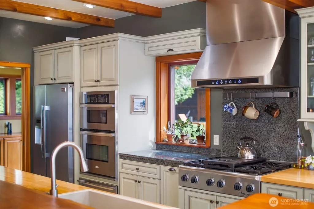 1920 White Point Road Friday Harbor WA 98250