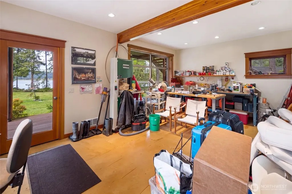 1920 White Point Road Friday Harbor WA 98250