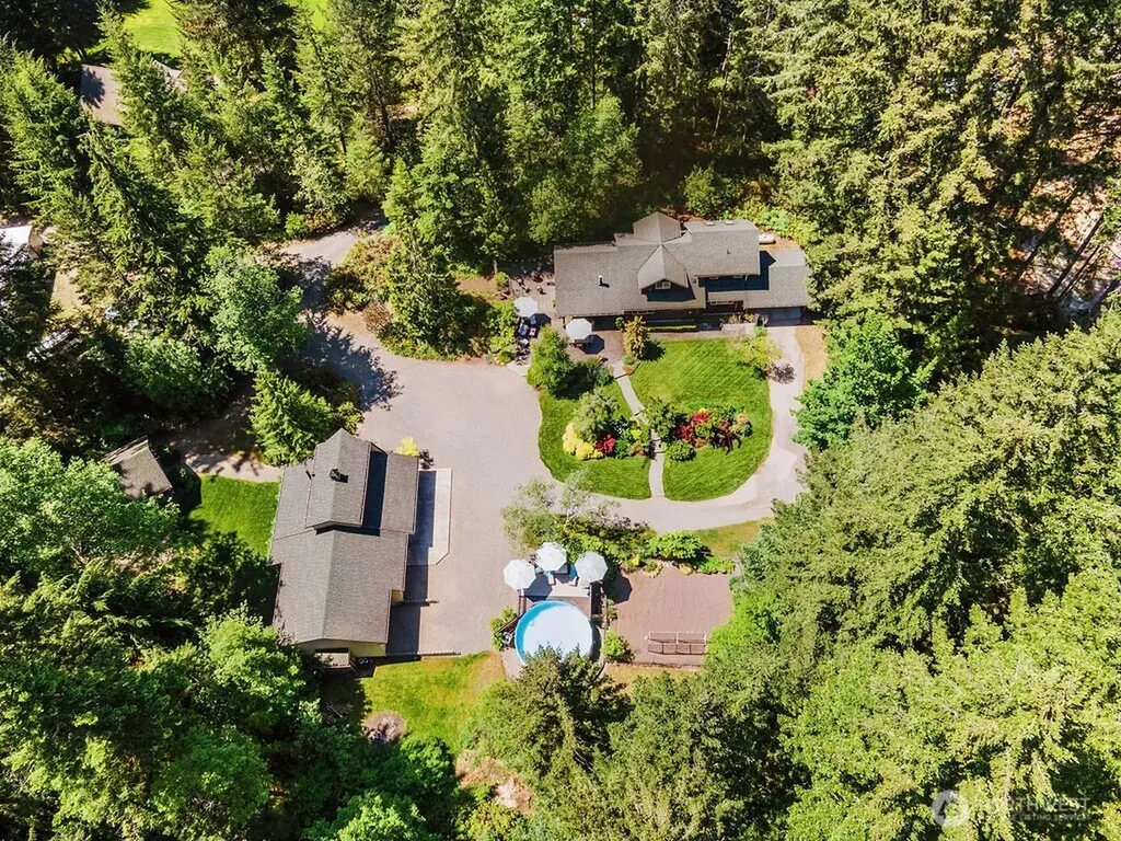 8343 Glenwood Road SW Port Orchard WA 98367