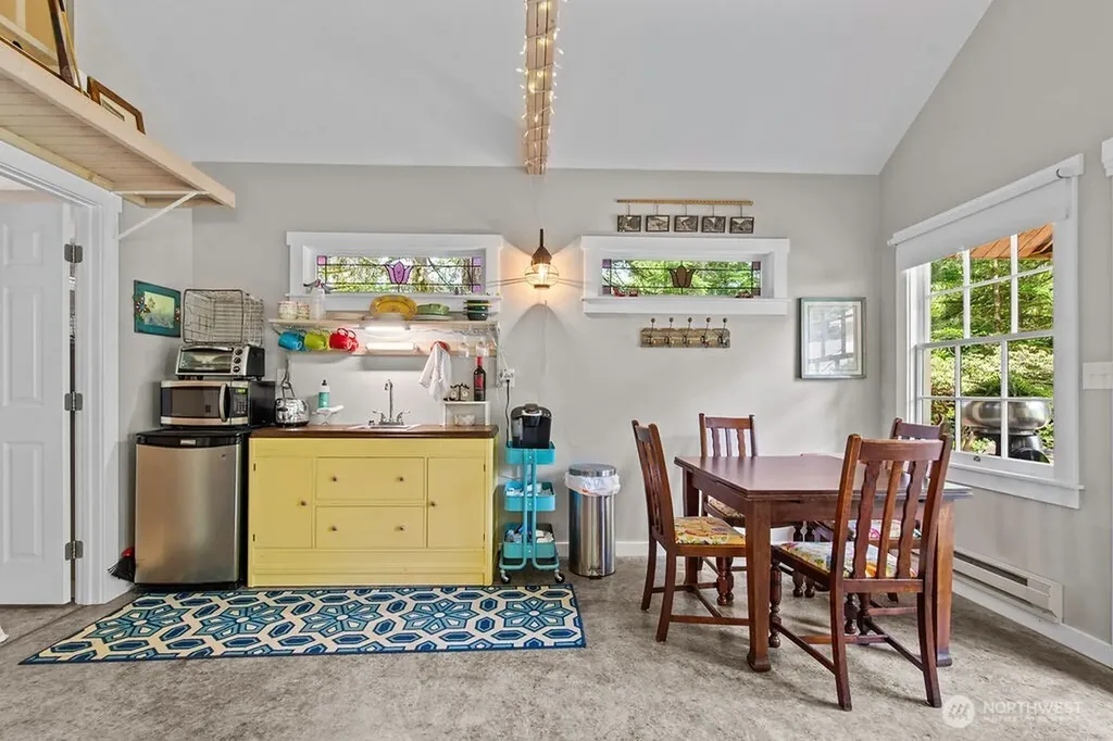 8343 Glenwood Road SW Port Orchard WA 98367
