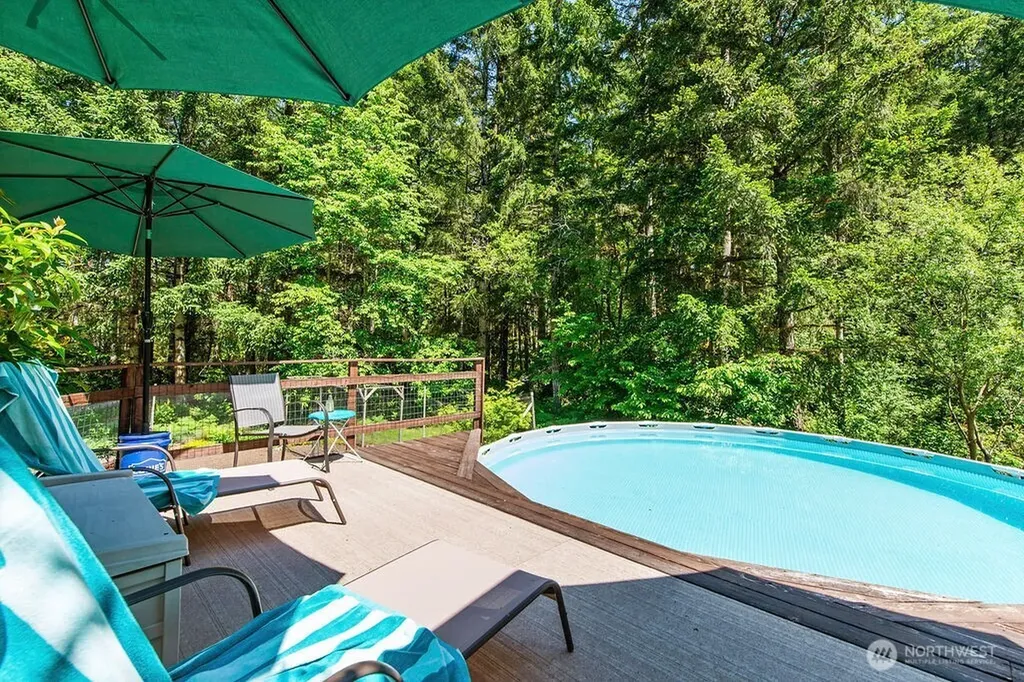 8343 Glenwood Road SW Port Orchard WA 98367