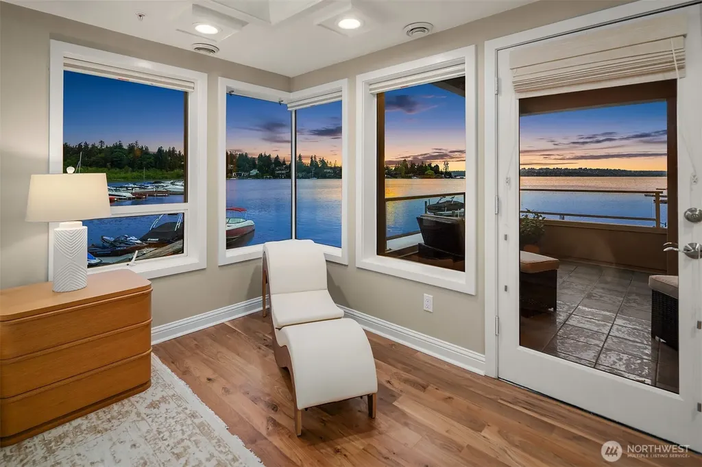 4511 Lake Washington Blvd. NE Kirkland WA 98033